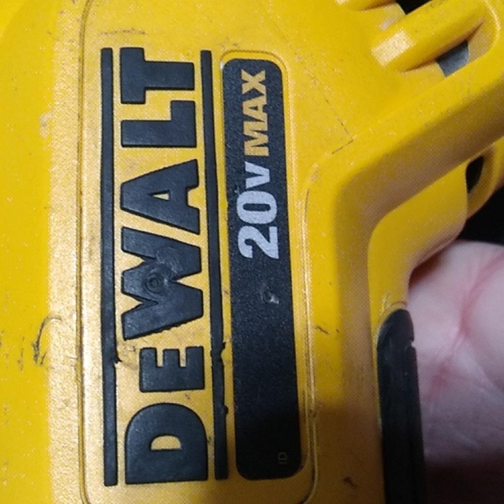 Dewalt 20V Combo Drill Sawzall 2 Batteries 1 Charger Only Sawzall Used - Picture 8 of 16